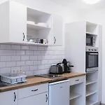 Apartment To-part Panzio